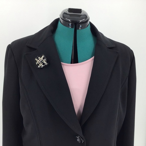 Vintage Rhinestone Brooch - Picture 11 of 13